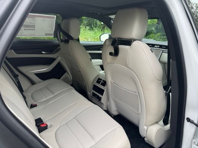 2026 Jaguar F-Pace R-Dynamic S - Photo 16