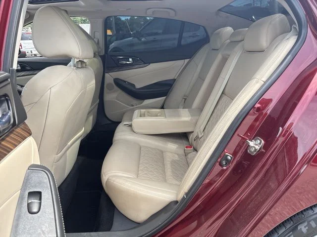 Used 2016 Red Nissan Platinum image 25