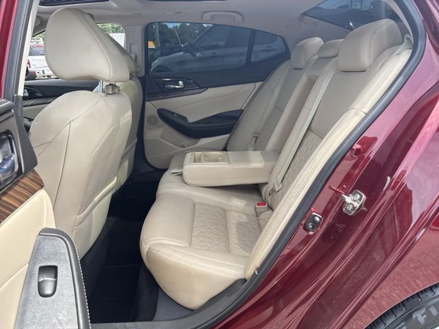 Used 2016 Red Nissan Platinum image 25
