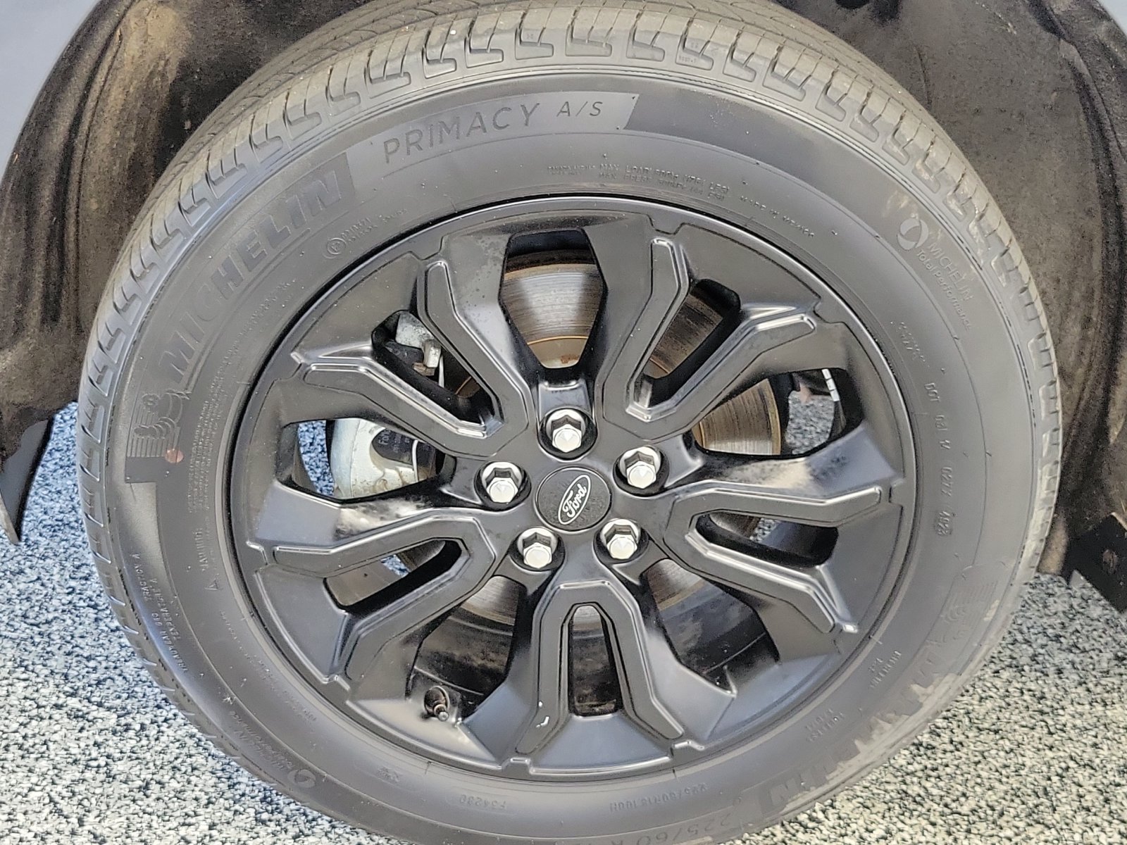 Certified Used 2024 Gray Ford XLT image 5