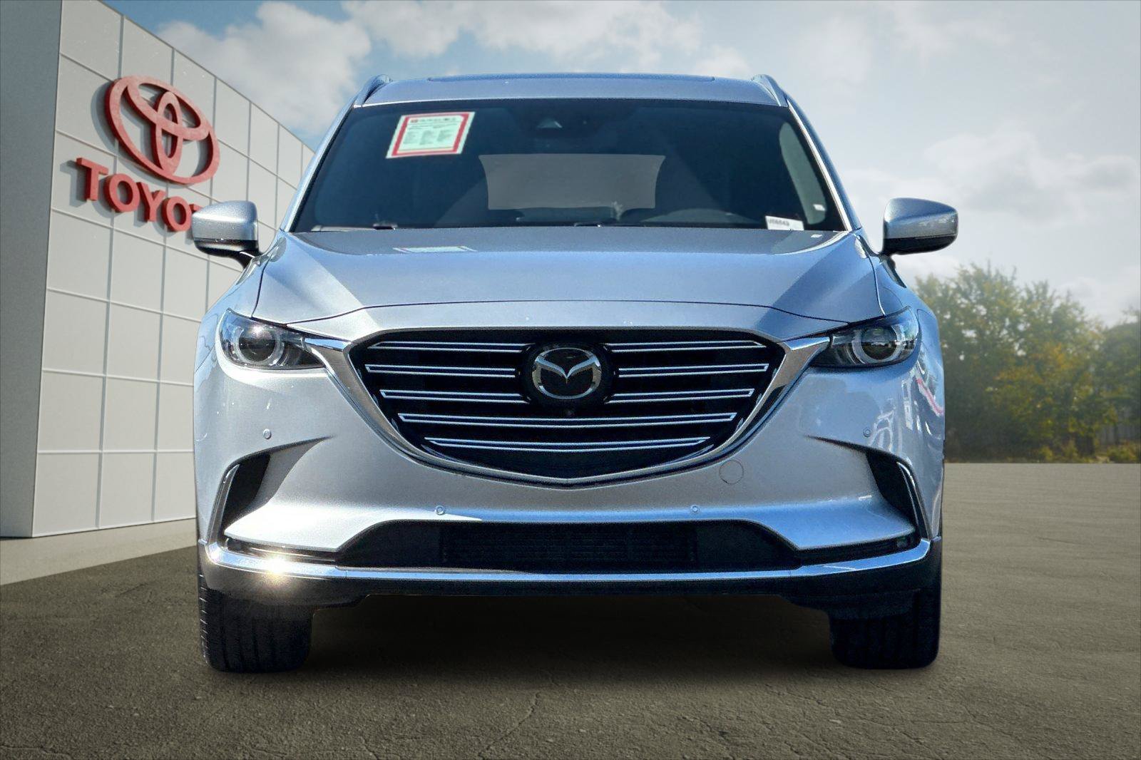 Used 2022 Sonic Silver Metallic Mazda Grand Touring image 8