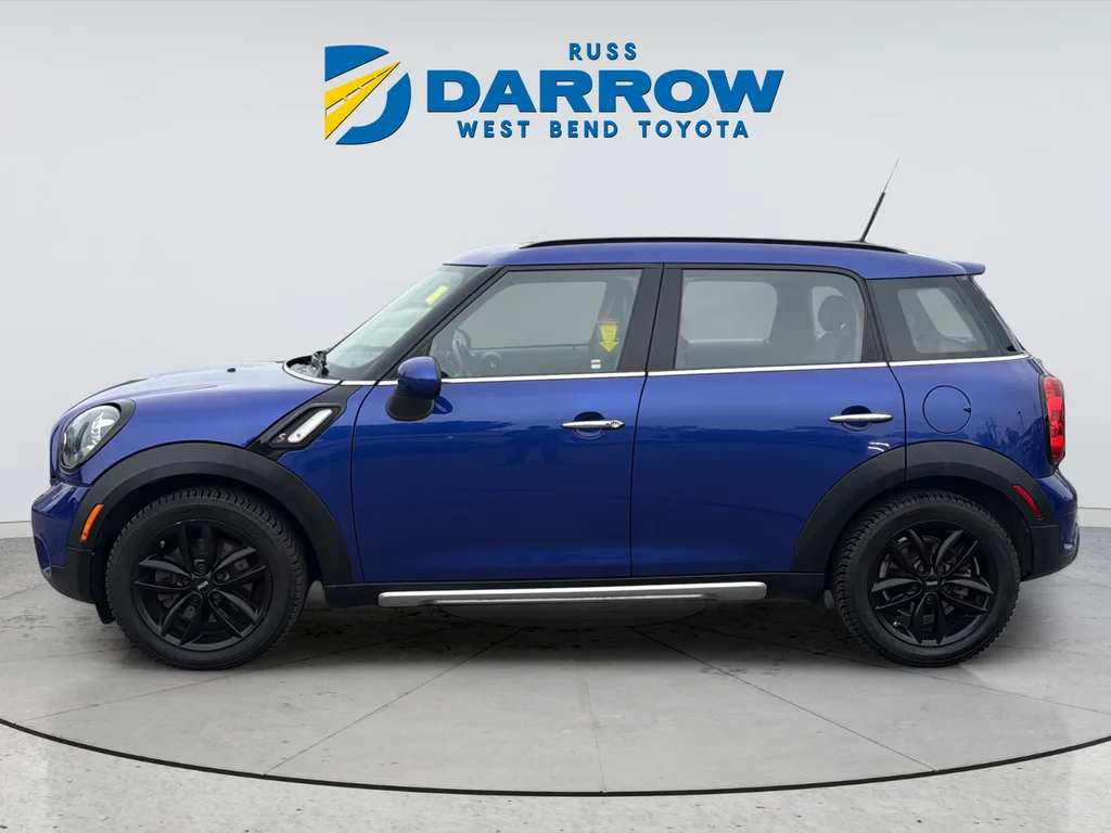 Used 2015 MINI Countryman Countryman S with VIN WMWZC3C59FWT02154 for sale in West Bend, WI
