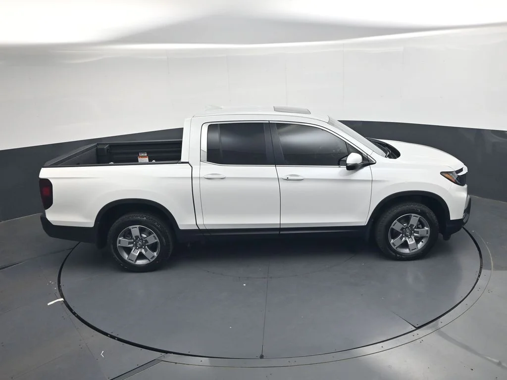 New 2026 Platinum White Pearl Honda RTL image 27
