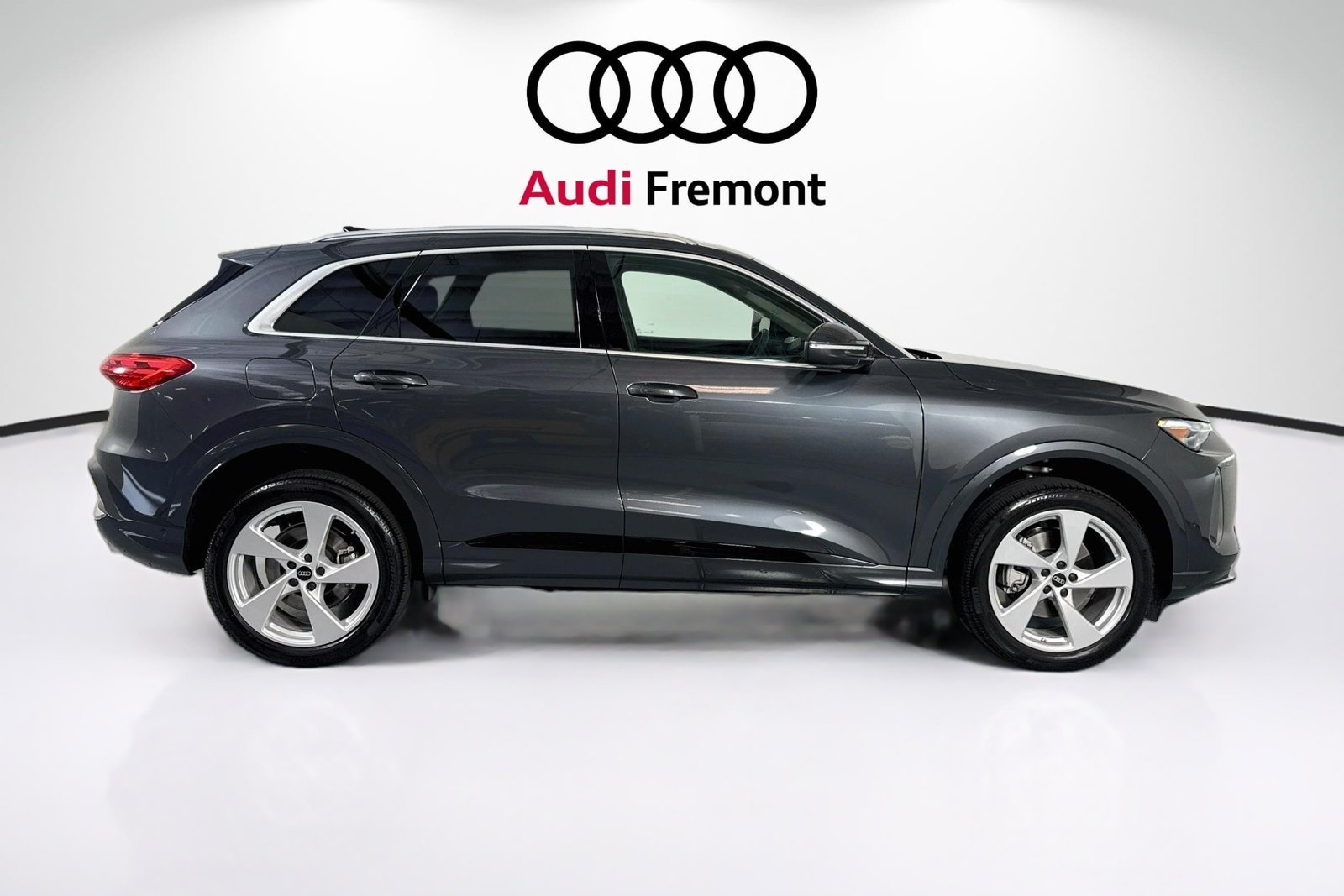 Used 2025 Tambora Gray Metallic Audi Premium Plus image 4