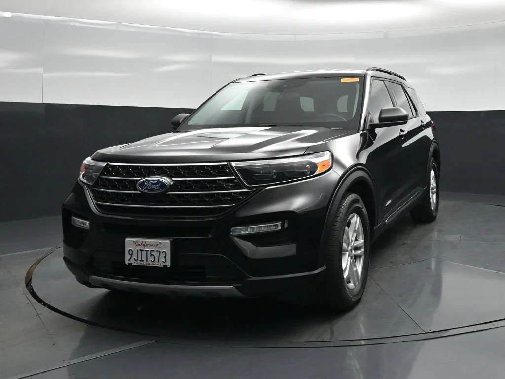 Used 2023 Black Ford XLT image 48