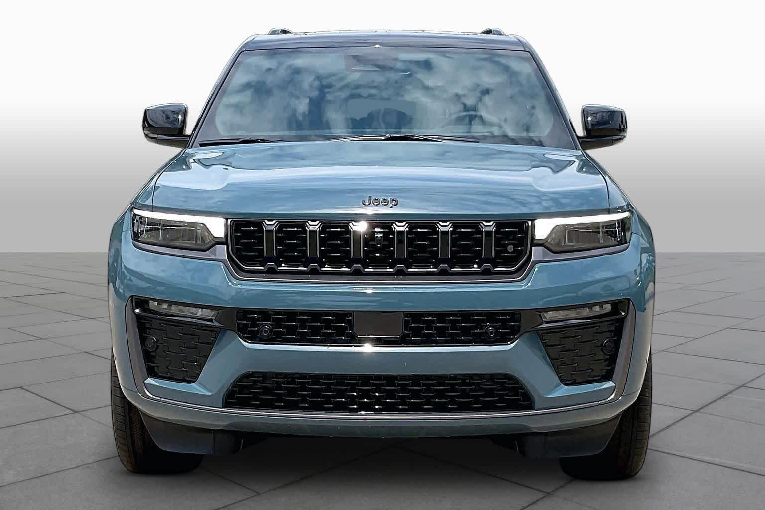 New 2026 Steel Blue Exterior Paint Jeep Summit image 3