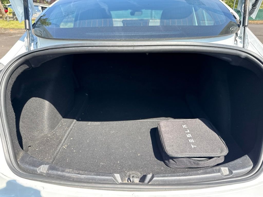 Used 2020 Pearl White Multi-Coat Tesla Long Range image 17