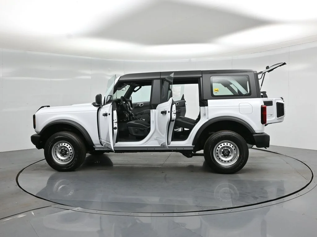 New 2026 White Ford Base image 33