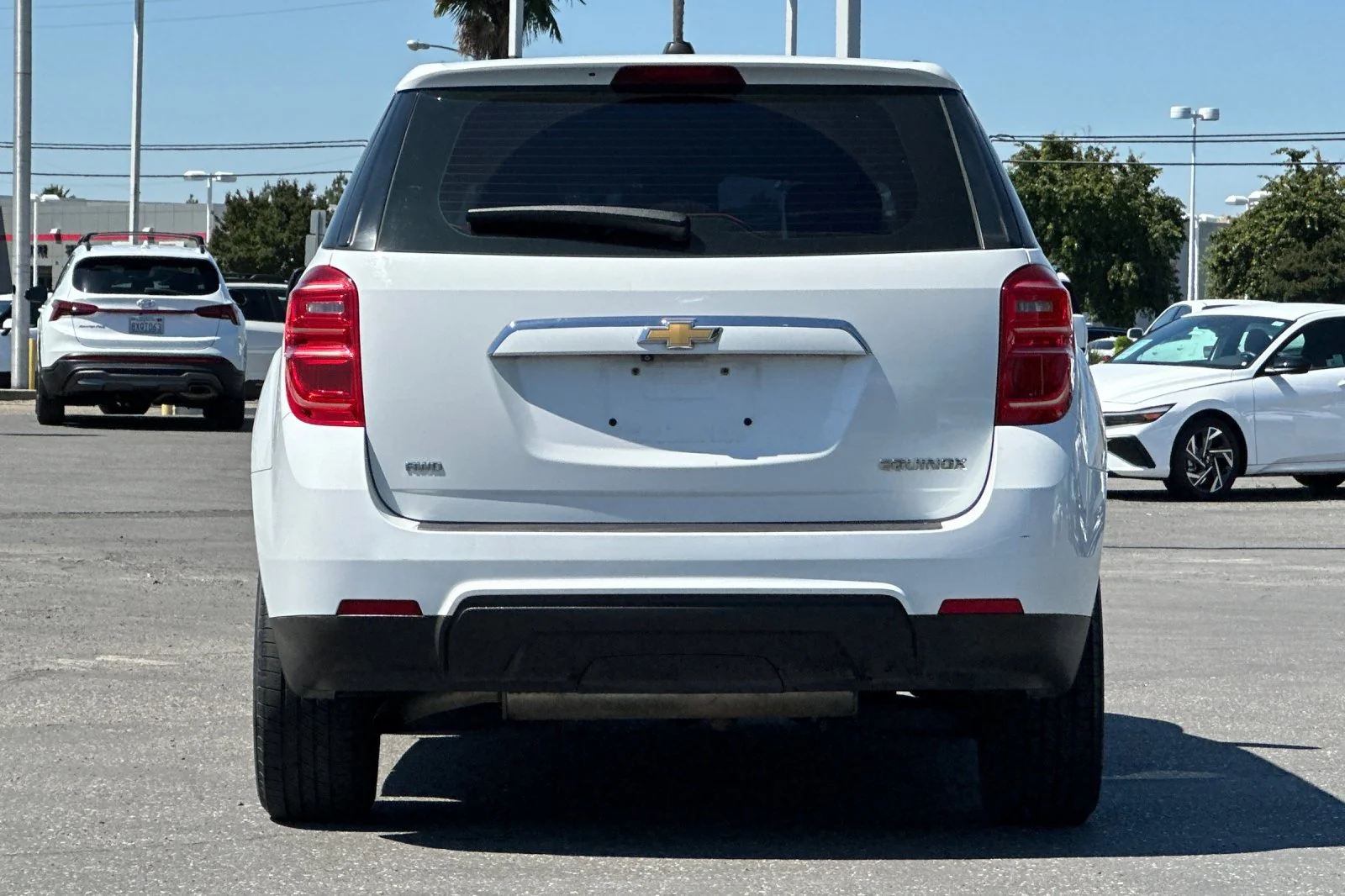 Used 2016 Summit White Chevrolet LS image 5