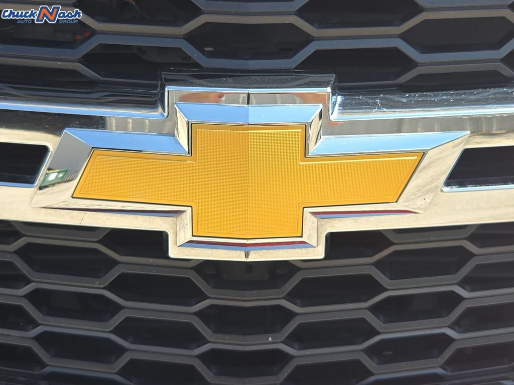 Used 2019 SIREN RED TINTCOAT Chevrolet LT image 10