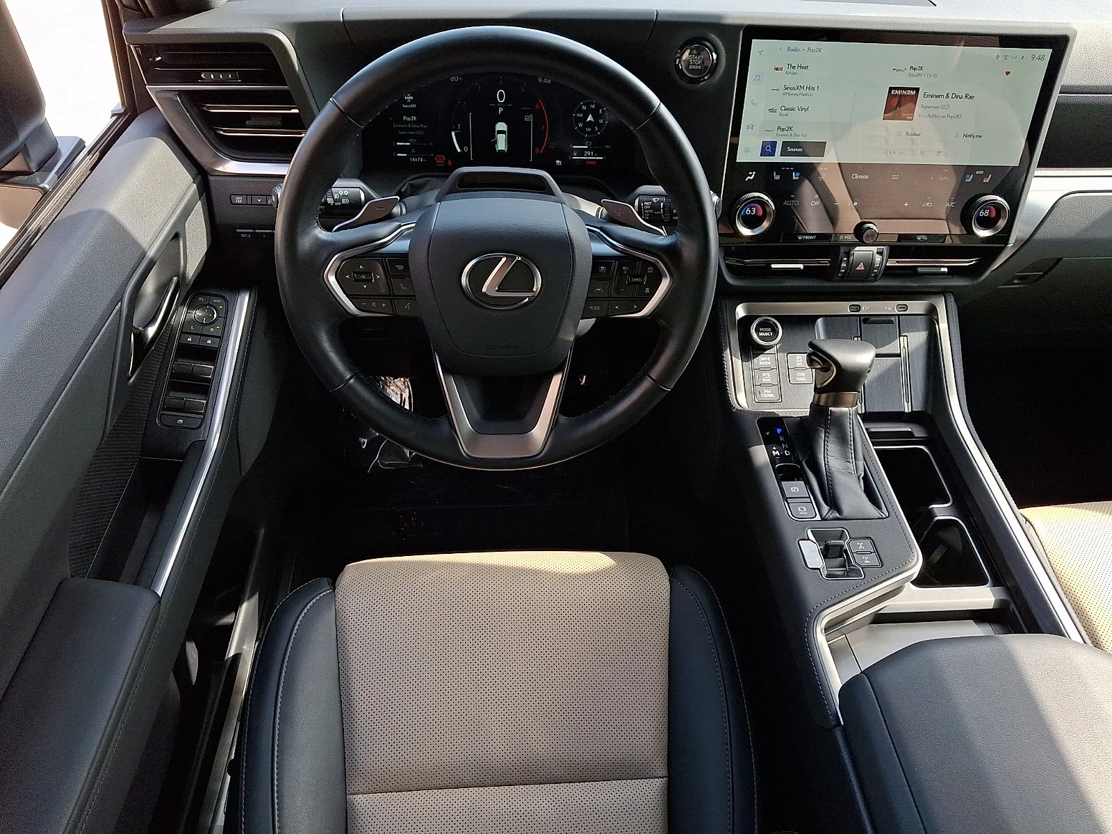 Used 2024 ATOMIC SILVER (1J7) / BLA Lexus  image 12