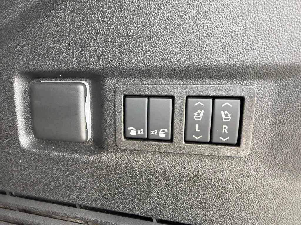 2024 Chevrolet Tahoe Premier - Photo 13