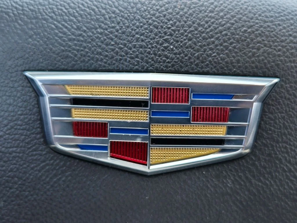 Used 2019 Silver Cadillac Sport image 29