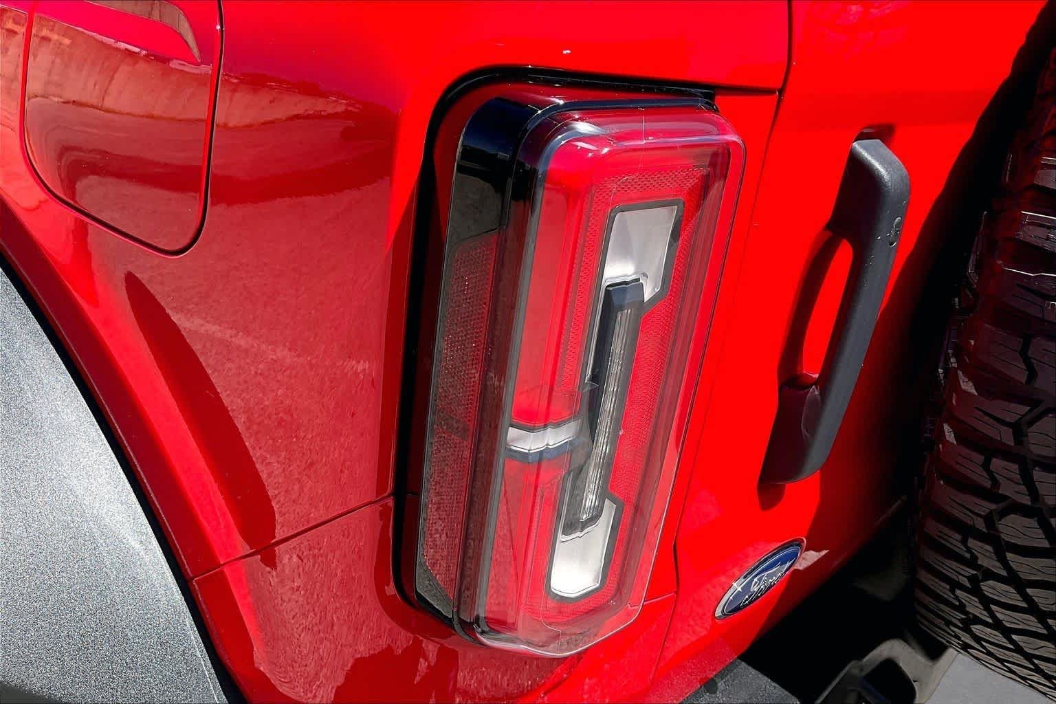 Used 2022 Race Red Ford Wildtrak image 28
