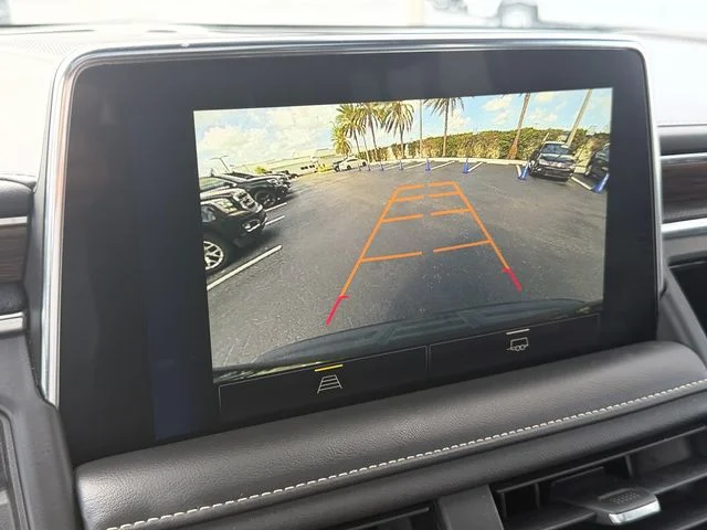 Used 2023 Black Chevrolet Premier image 27