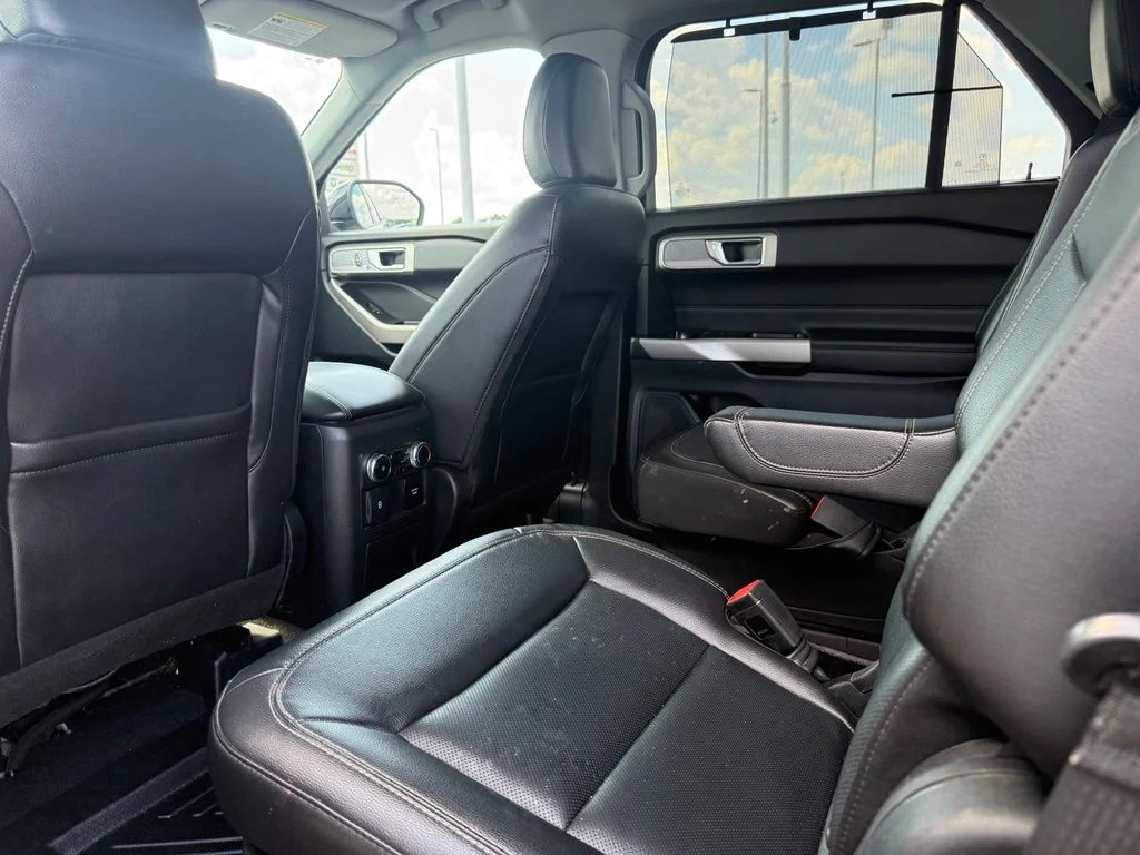 Used 2023 Gray Ford Limited image 20