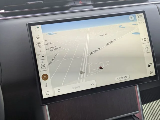 2025 Land Rover Range Rover SE - Photo 28