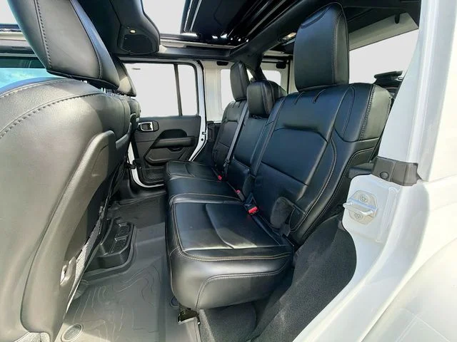 Used 2025 White Jeep Rubicon 392 image 27