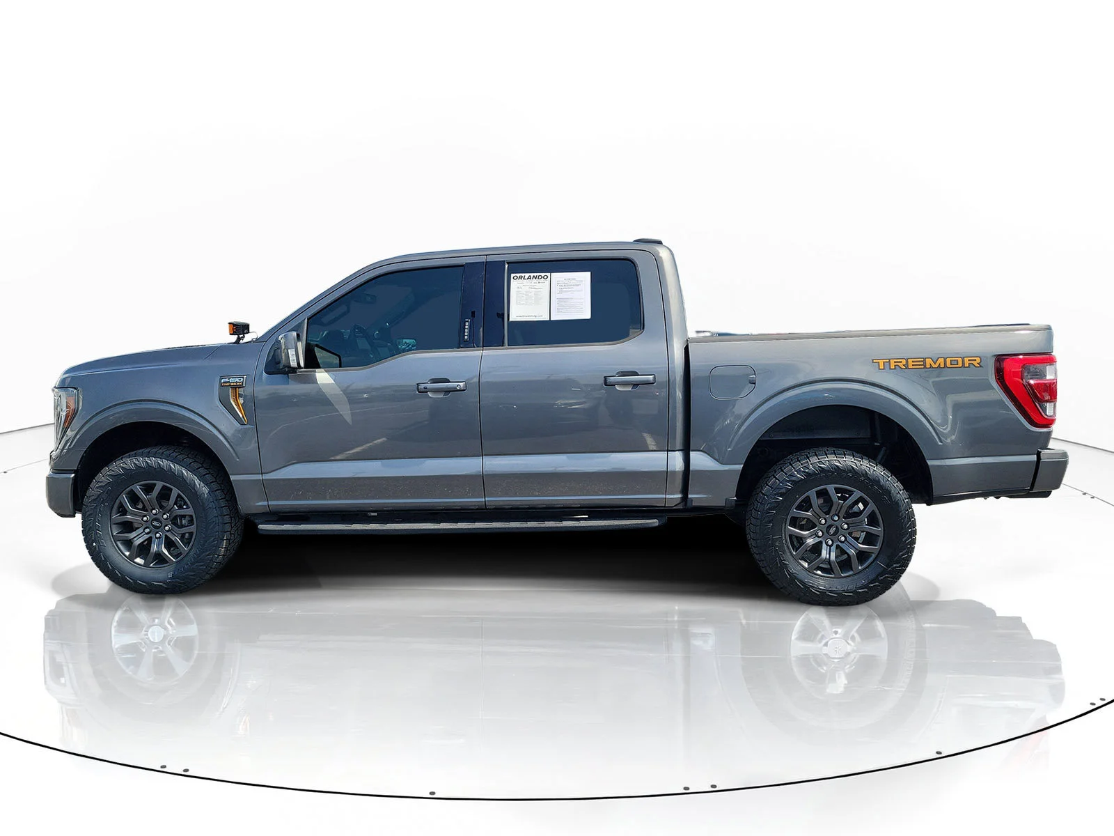 Used 2023 Gray Metallic Ford Tremor image 4