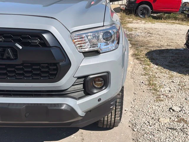 Used 2021 Gray Toyota SR5 image 11