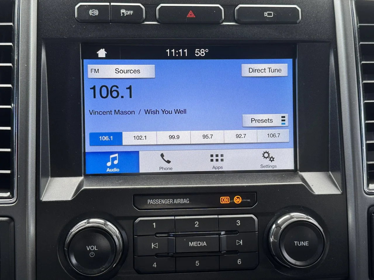 Used 2019 Ingot Silver Ford XLT image 17