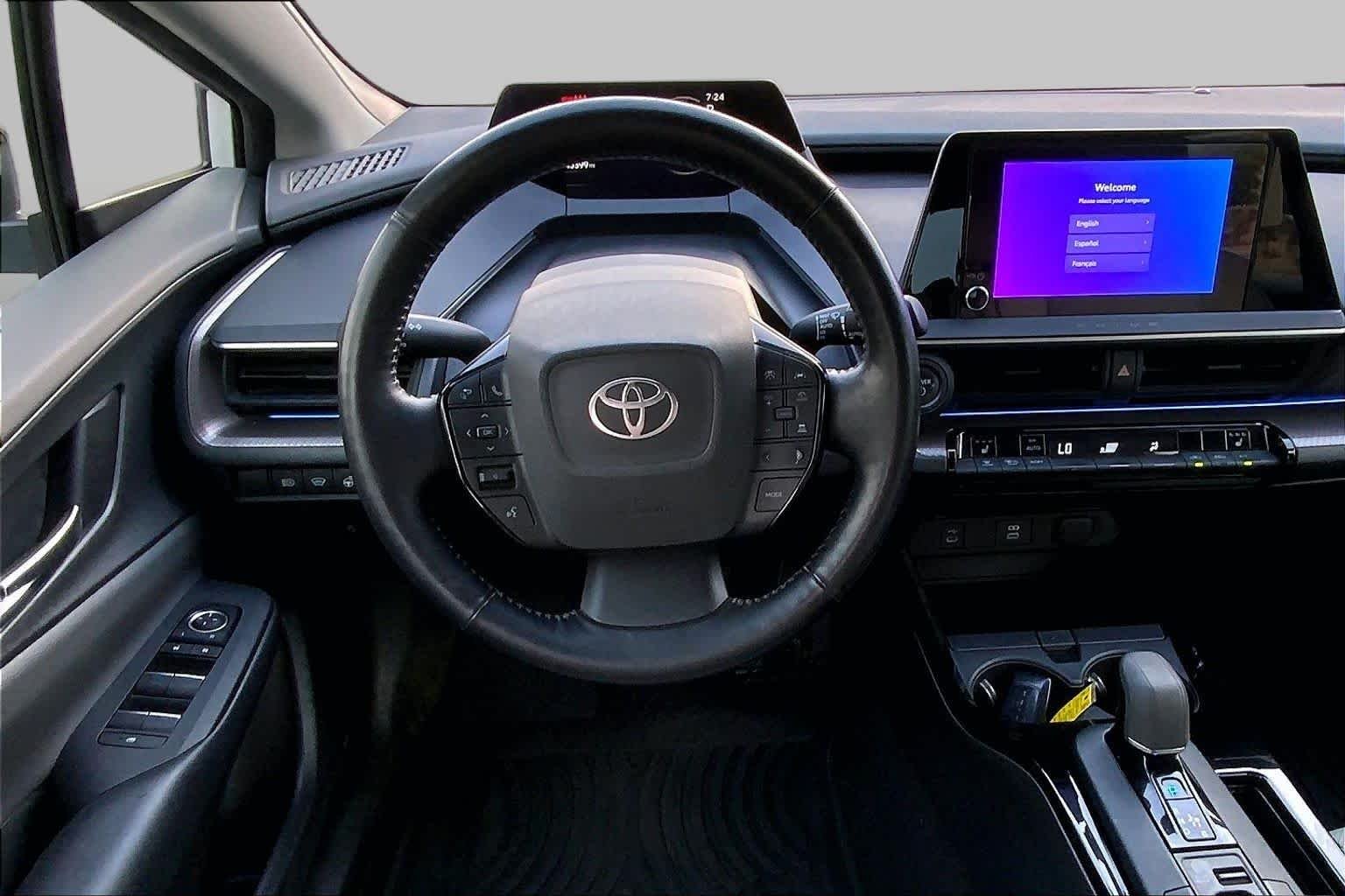 Used 2024 Wind Chill Pearl Toyota XLE image 6