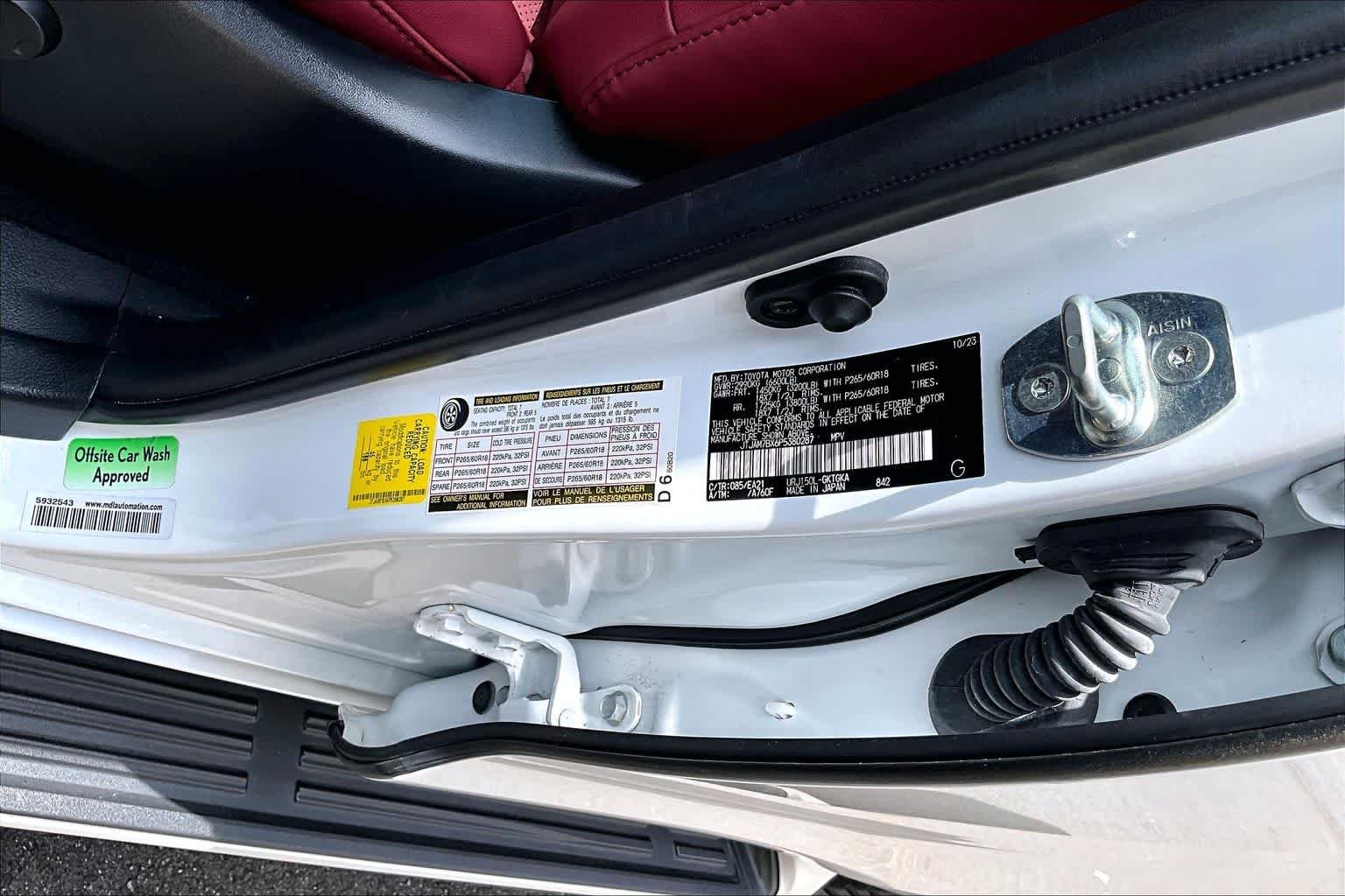 Used 2023 Eminent White Pearl Lexus Premium image 34