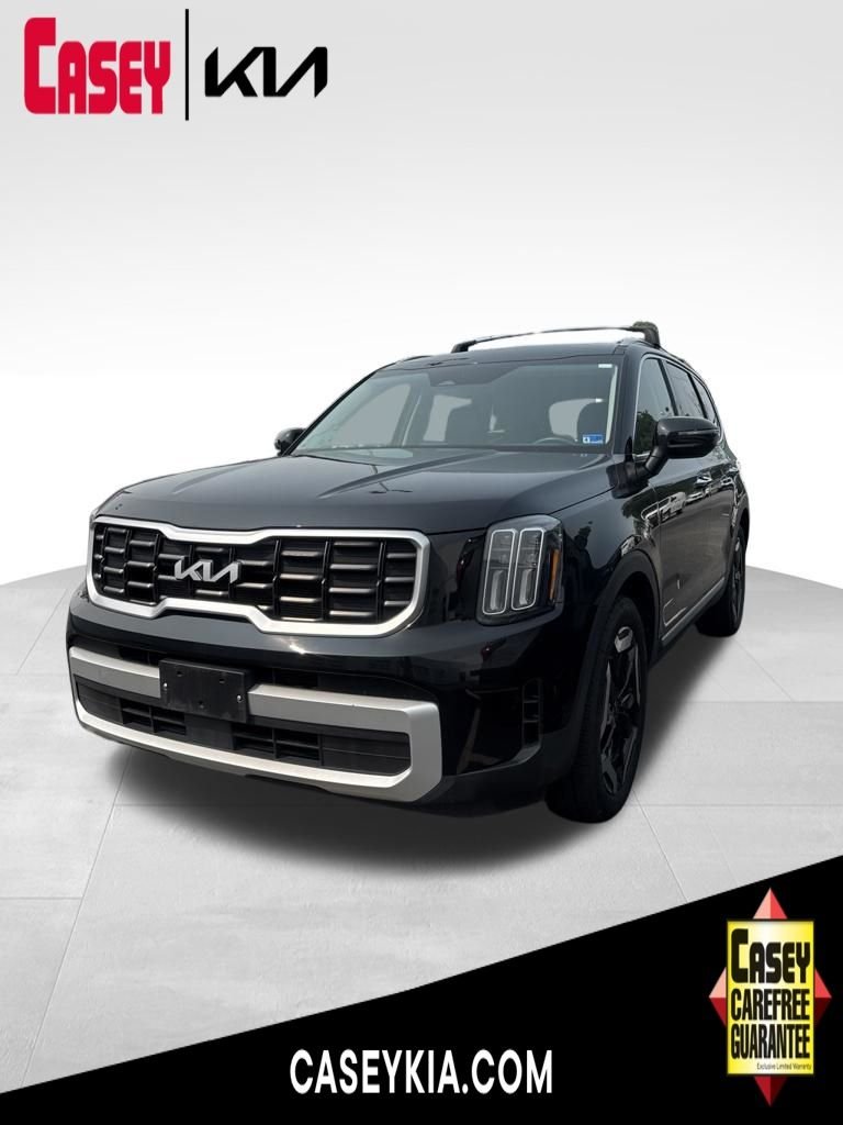 Used 2025 Black Kia S image 1