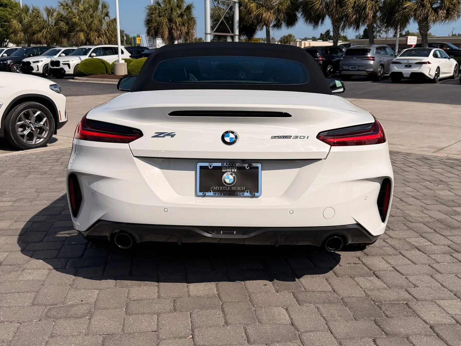 New 2026 Alpine White BMW sDrive30i image 8