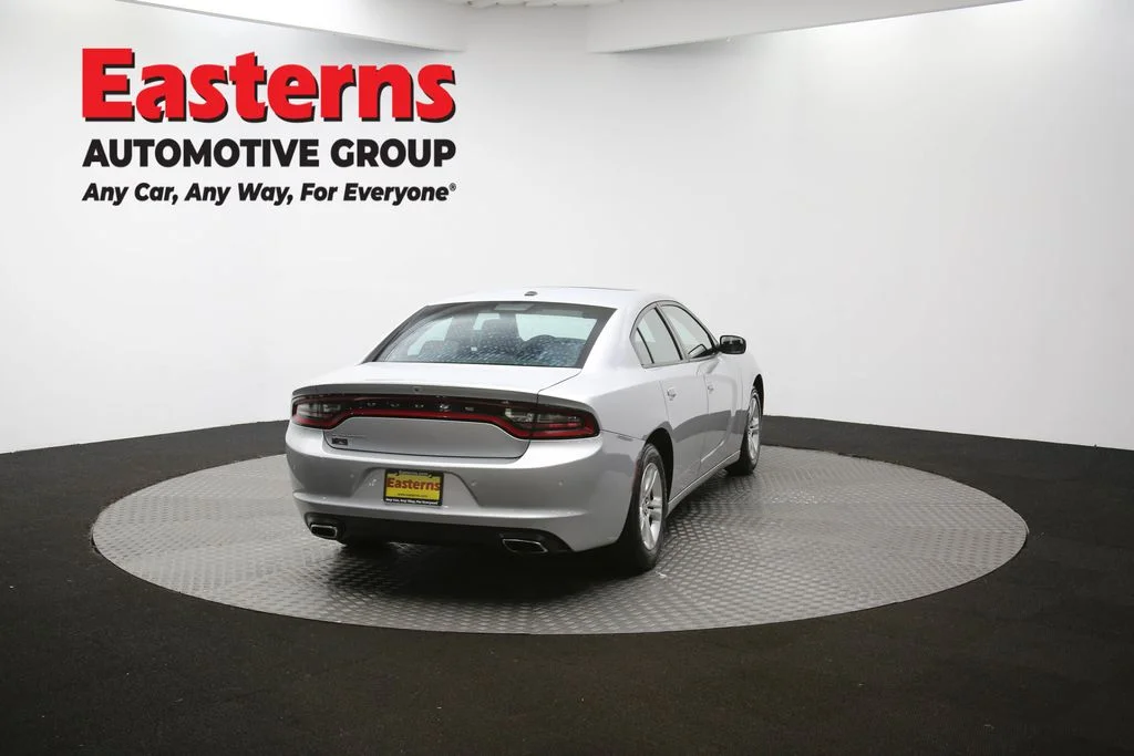 Used 2022 Silver Dodge SXT image 40