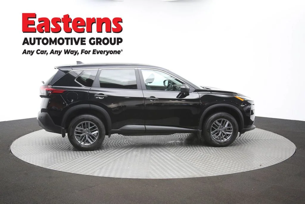 Used 2023 Black Nissan S image 43