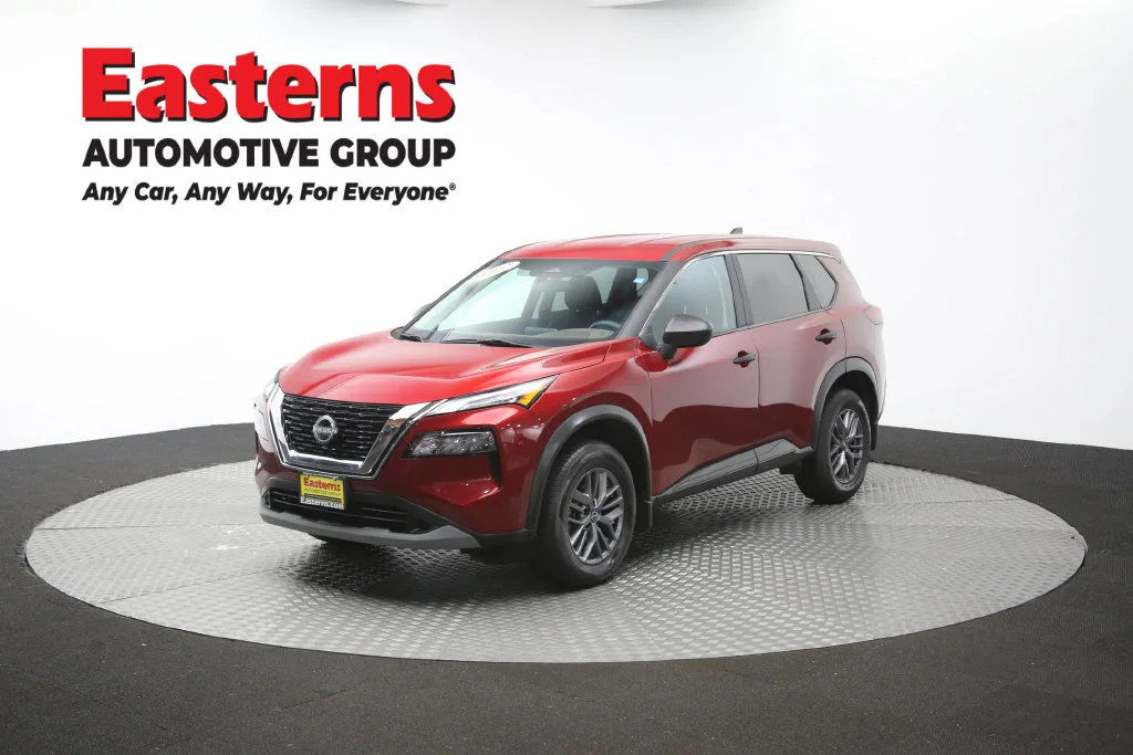 Used 2023 Red Nissan S image 57
