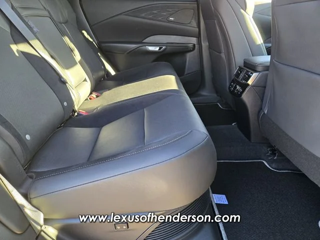2024 Lexus RX Hybrid 500h - Photo 17