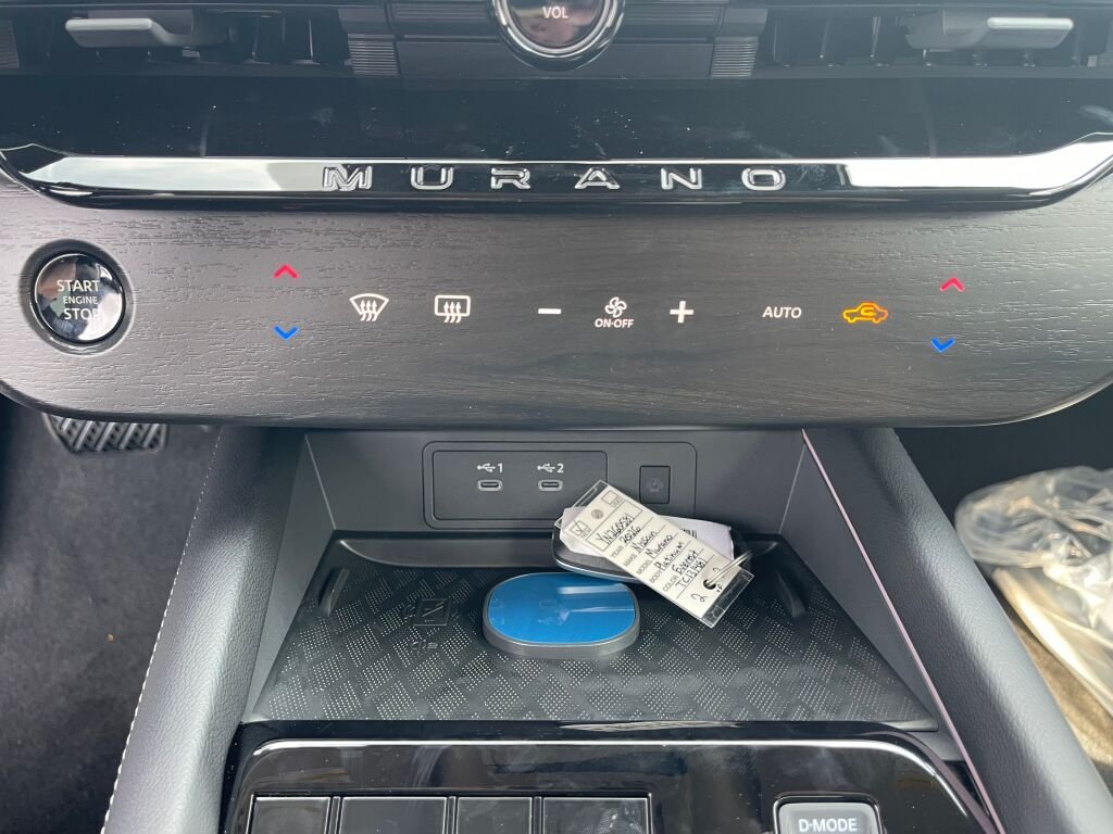 New 2026 Everest White Pearl Tricoat Nissan Platinum image 13
