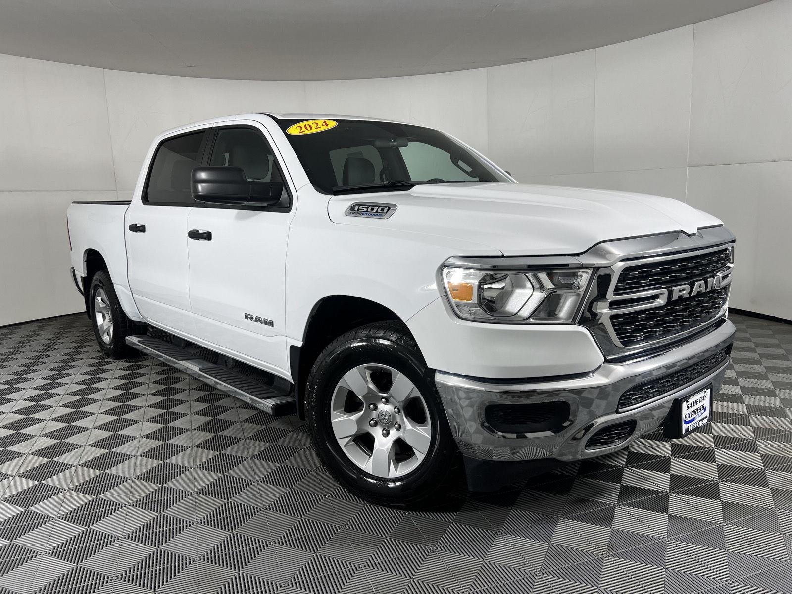 Used 2024 Bright White Clearcoat Ram Big Horn image 42