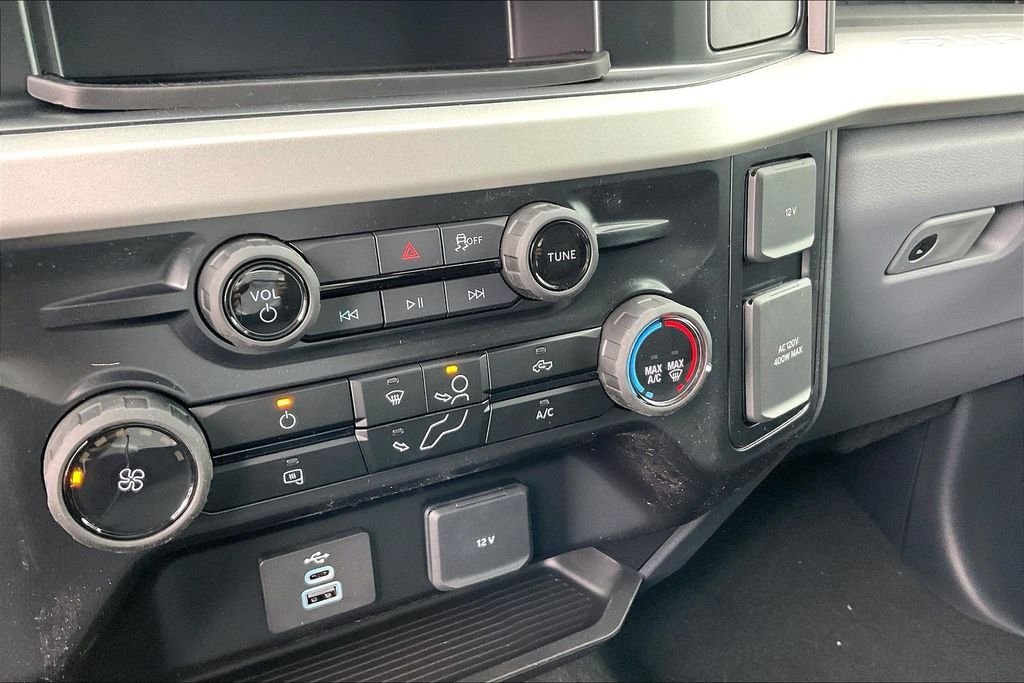 New 2026 Ford Super Duty F-250 XL 4D Crew Cab