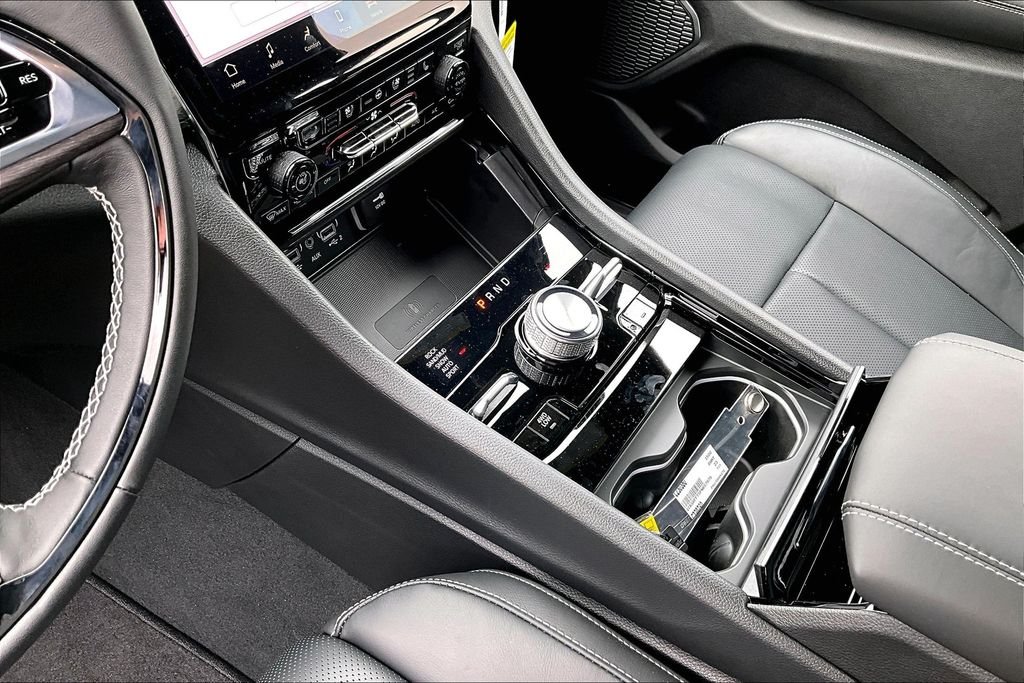 New 2025 Jeep Grand Cherokee L Overland 4D Sport Utility