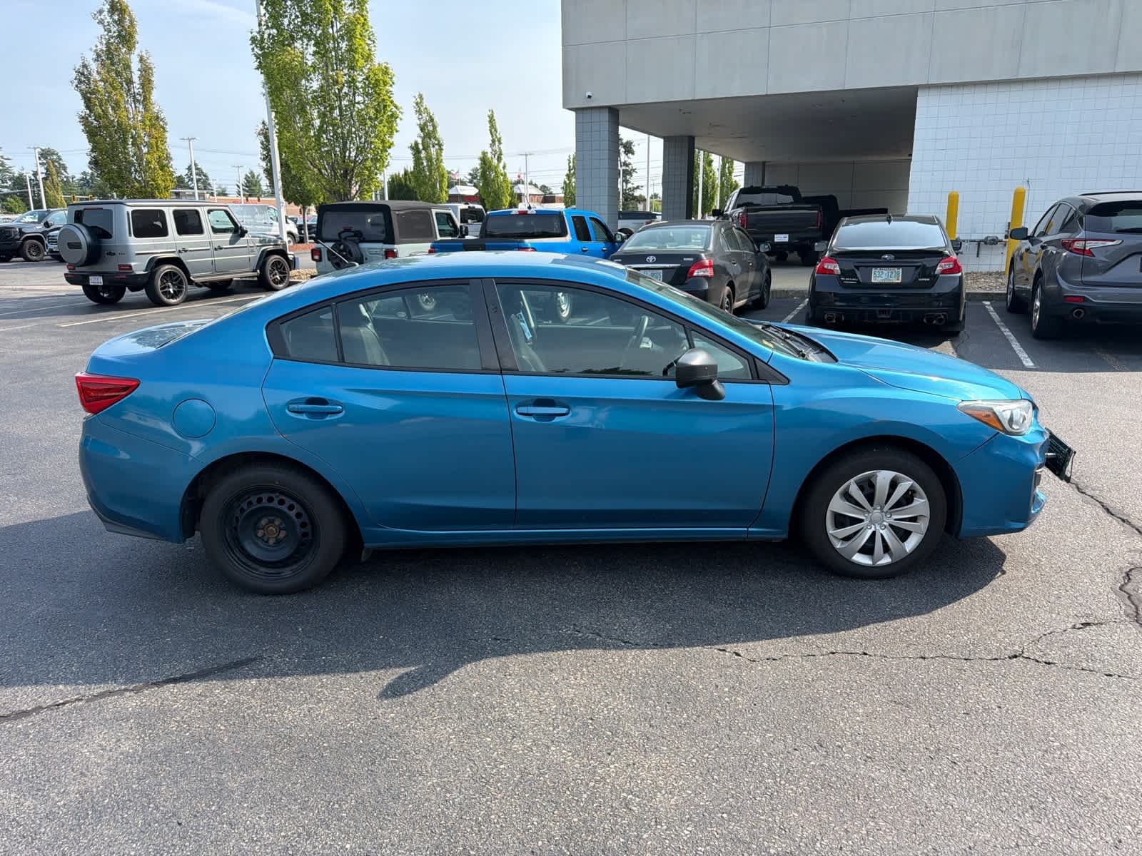 Used 2017 Island Blue Pearl Subaru  image 3