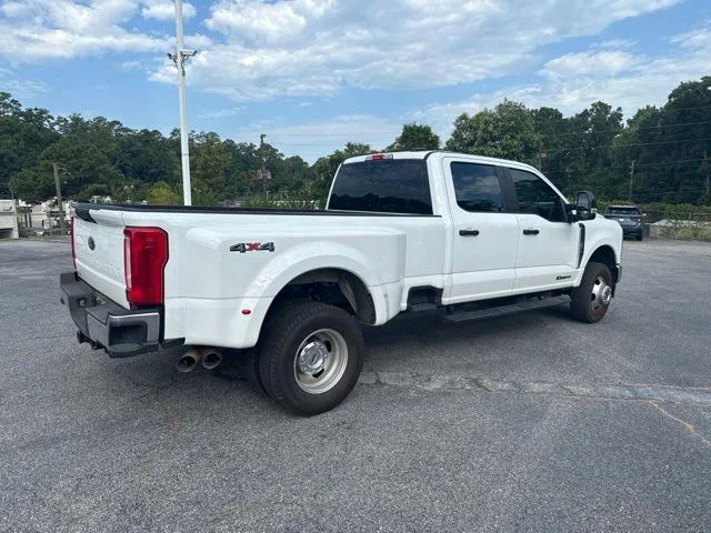 Used 2024 Oxford White Ford XL image 3
