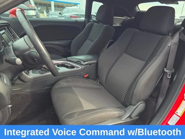 Used 2017 Red Dodge SXT image 15