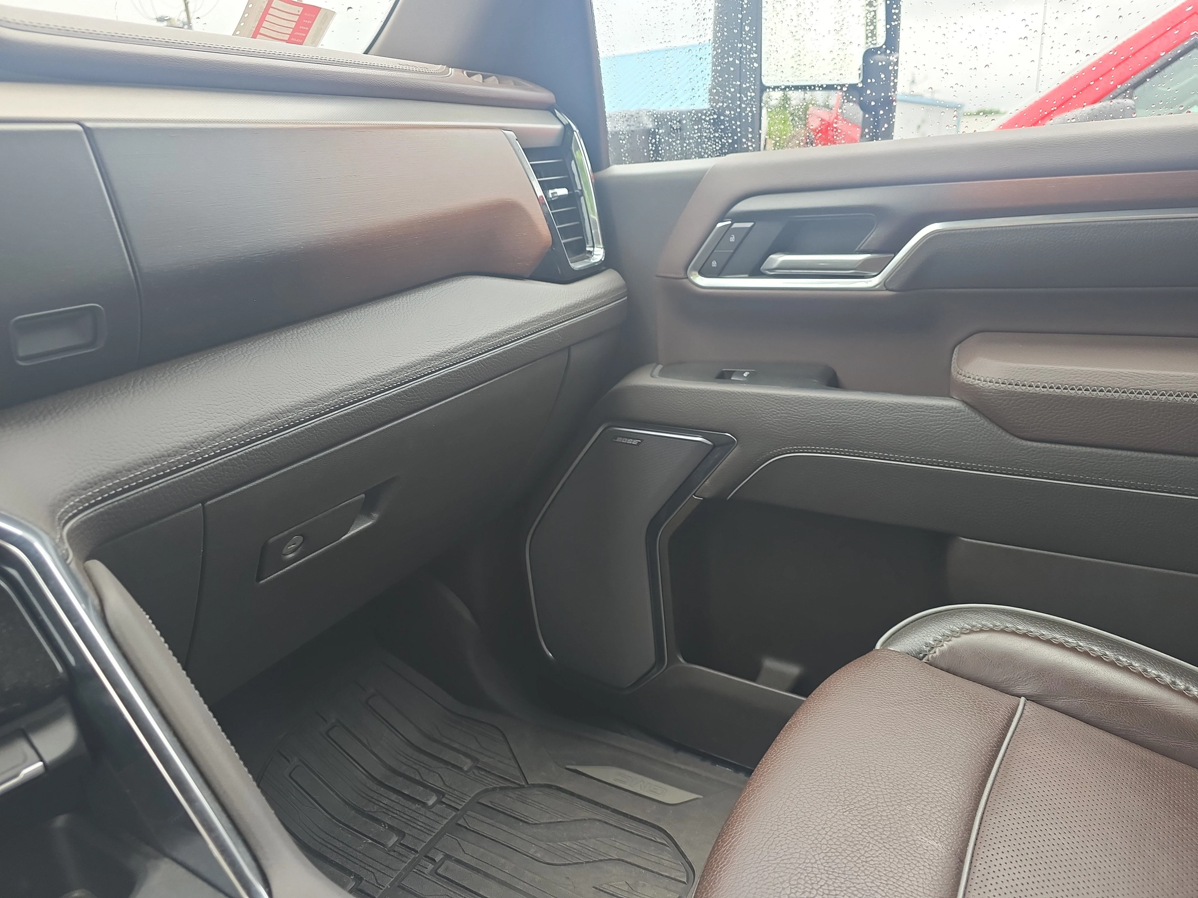 Used 2026 Summit White GMC Denali image 37