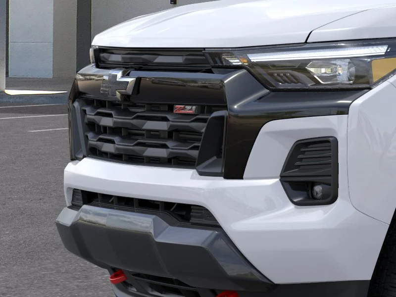 New 2026 Summit White Chevrolet 4WD Z71 image 13