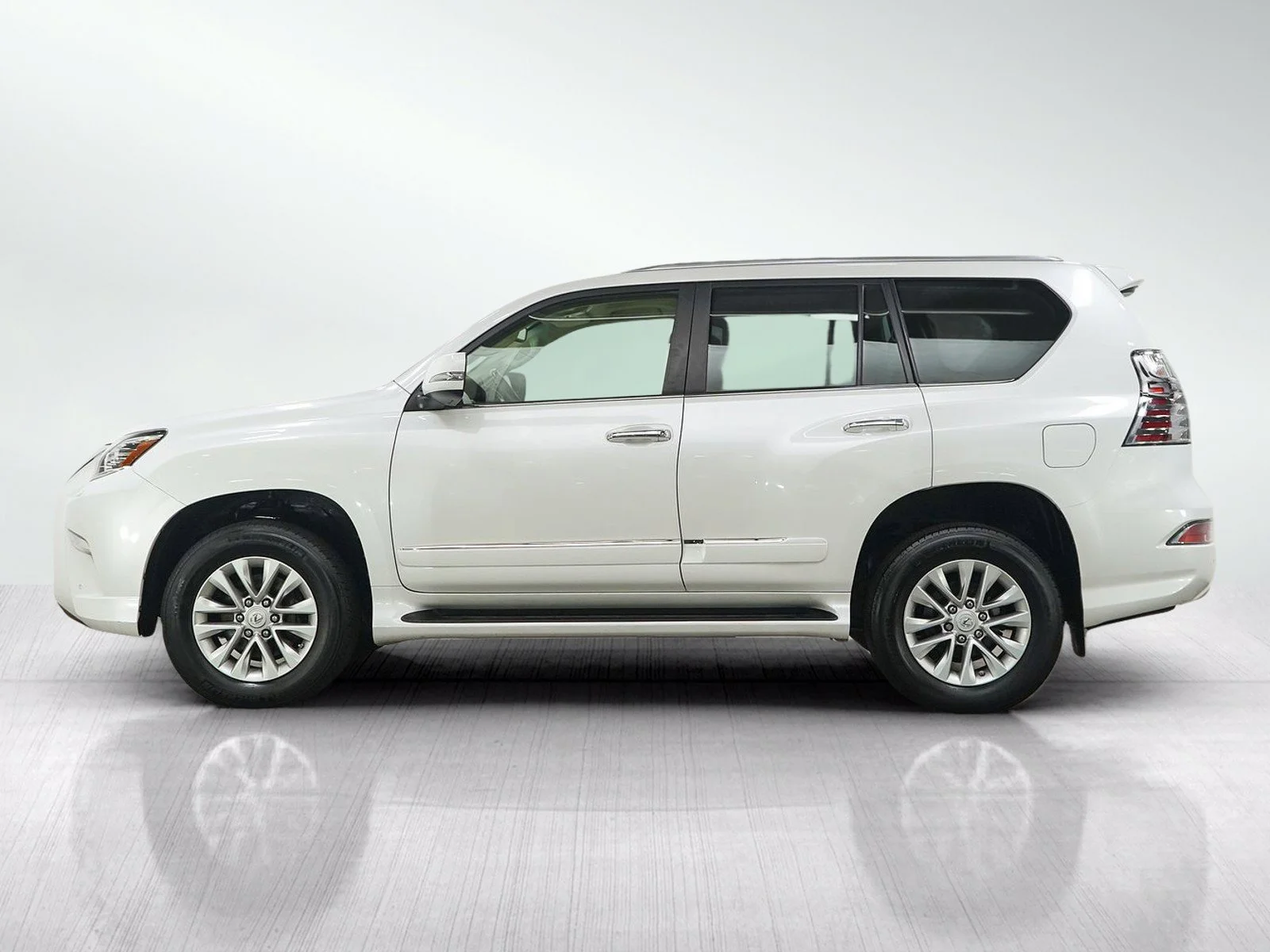 Used 2014 Lexus GX Base with VIN JTJBM7FXXE5079887 for sale in Wayzata, Minnesota