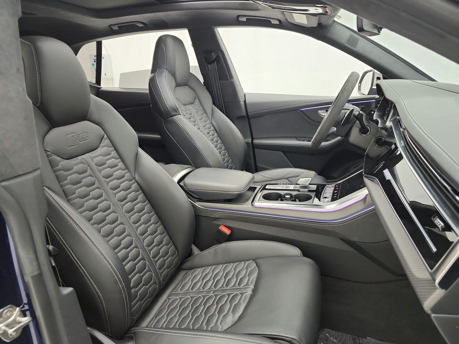 Used 2024 Navarra Blue Metallic Audi  image 20