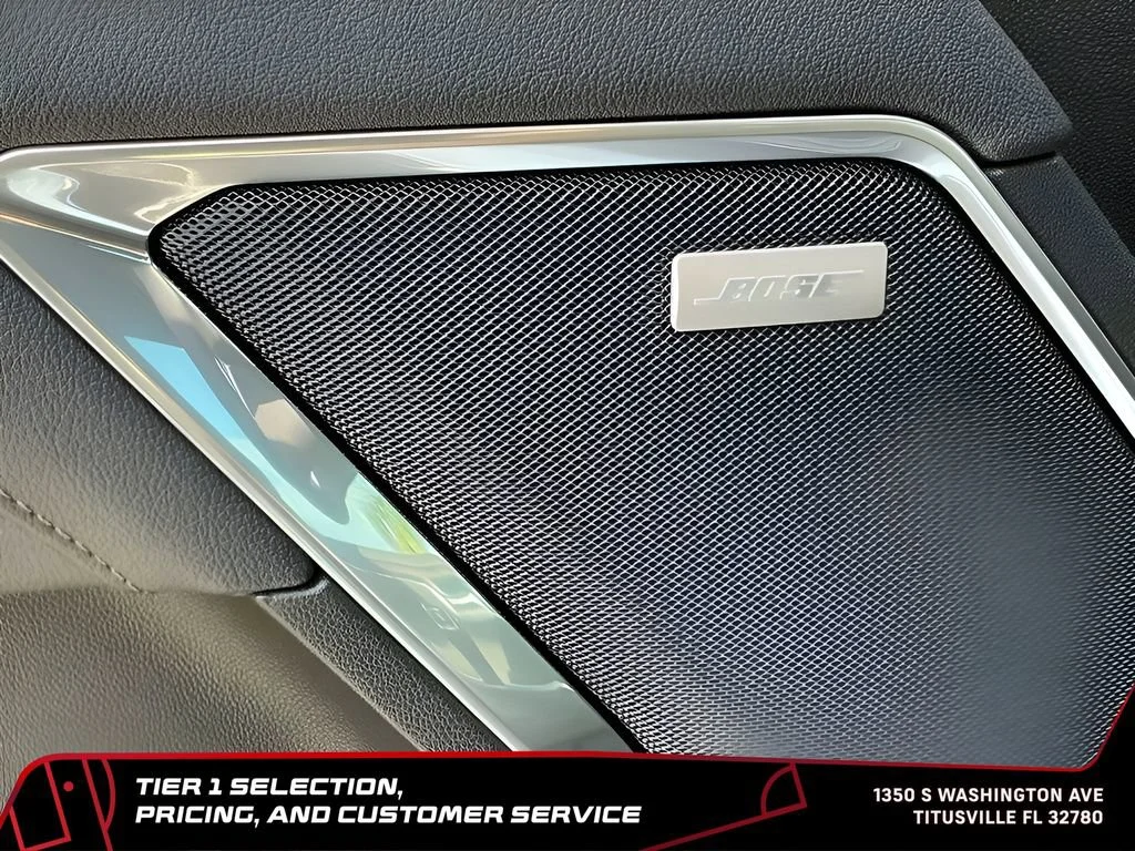 New 2026 Glacier White Tricoat GMC SLT image 35