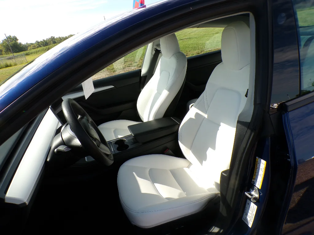 Used 2023 Deep Blue Metallic Tesla Long Range image 22