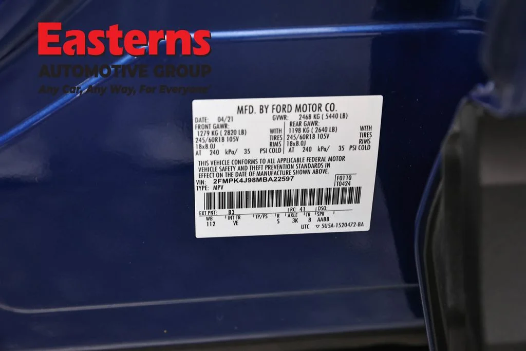 Used 2021 Blue Ford SEL image 34