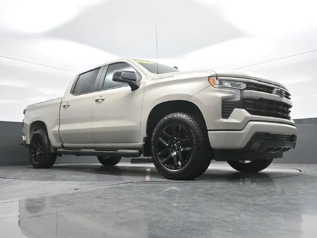 Used 2026 White Chevrolet RST image 23