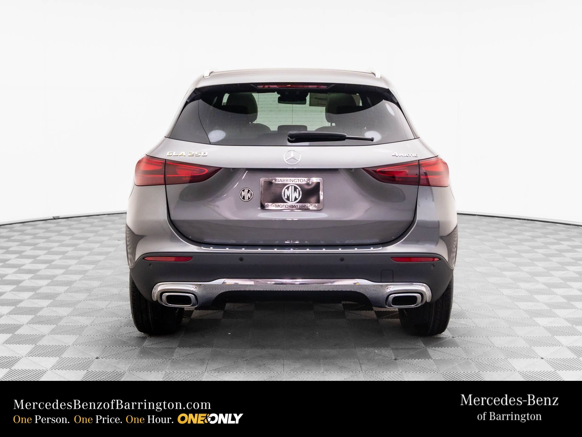 New 2026 Mountain Grey Metallic Mercedes-Benz GLA 250 image 4