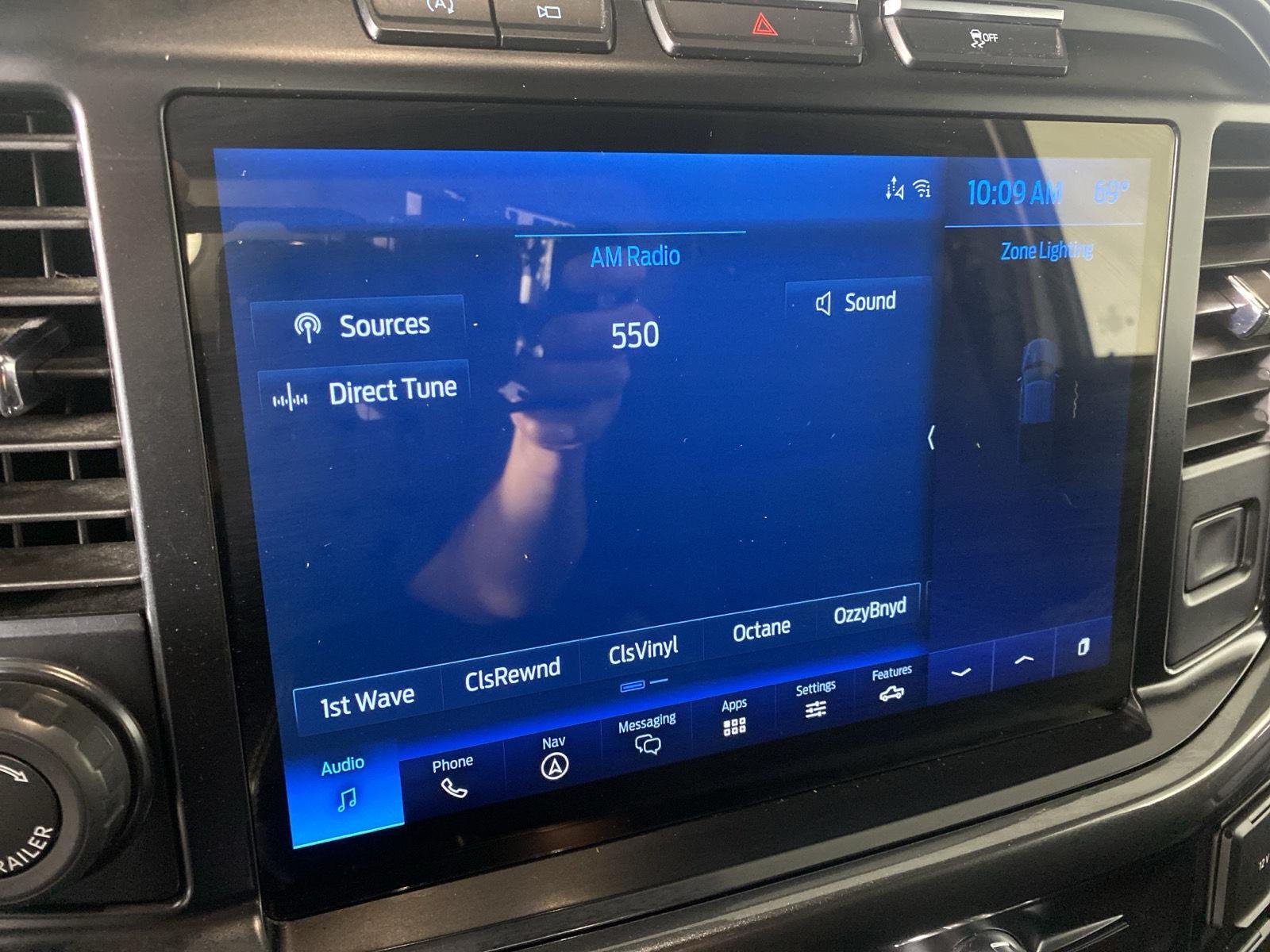 Used 2021 Oxford White Ford XLT image 27